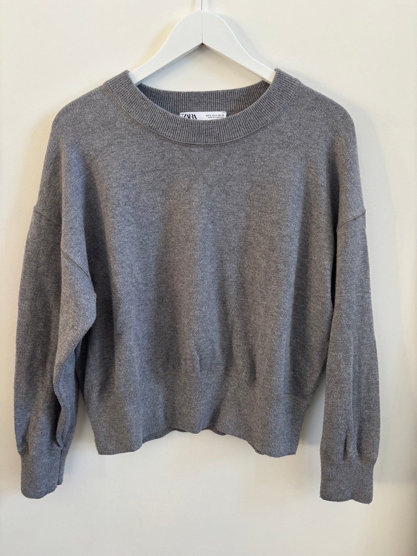 Zara Plain Grey Knit Sweater | Small (fits larger) (O110C1)