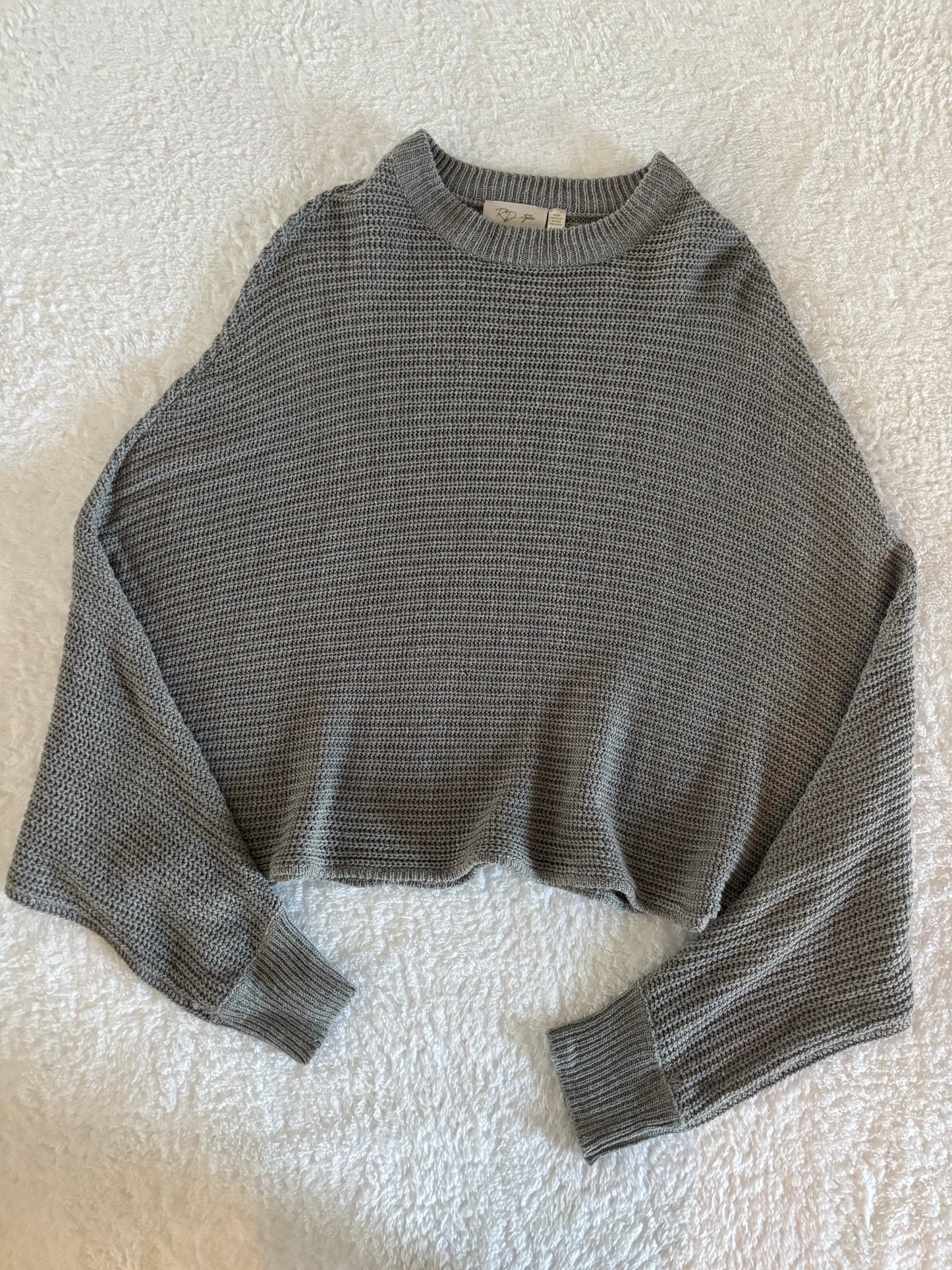 RD Style Grey Knit Crop Sweater | Small (fits larger) (O95P3)