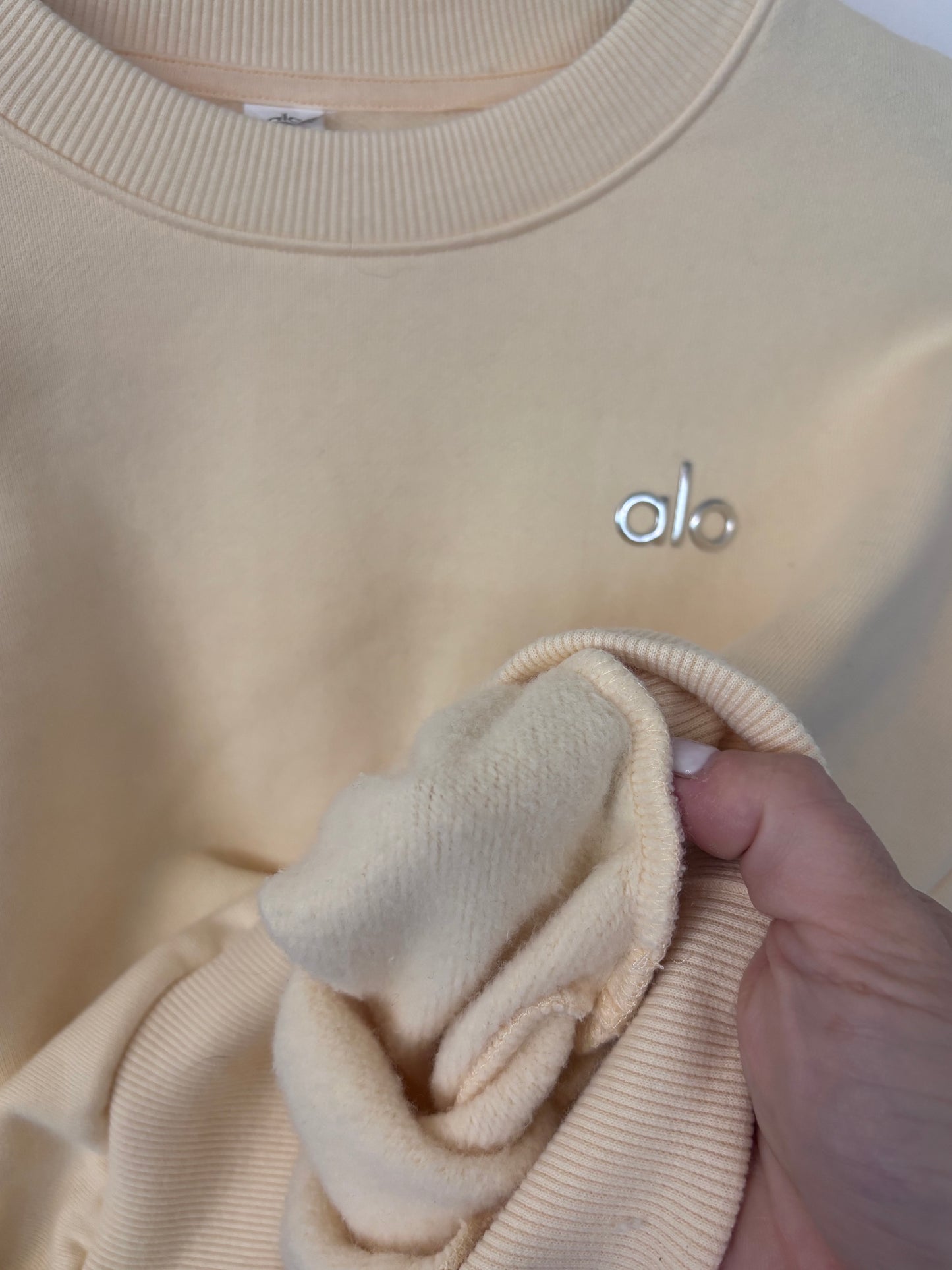 Alo Cropped Accolade Crewneck - Candlelight Yellow | Sz XS/S (relaxed fit)