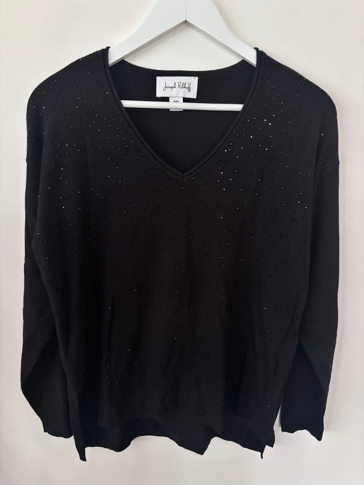 Joseph Ribkoff Soft V-neck Studded Sweater | Sz Medium (oversized)