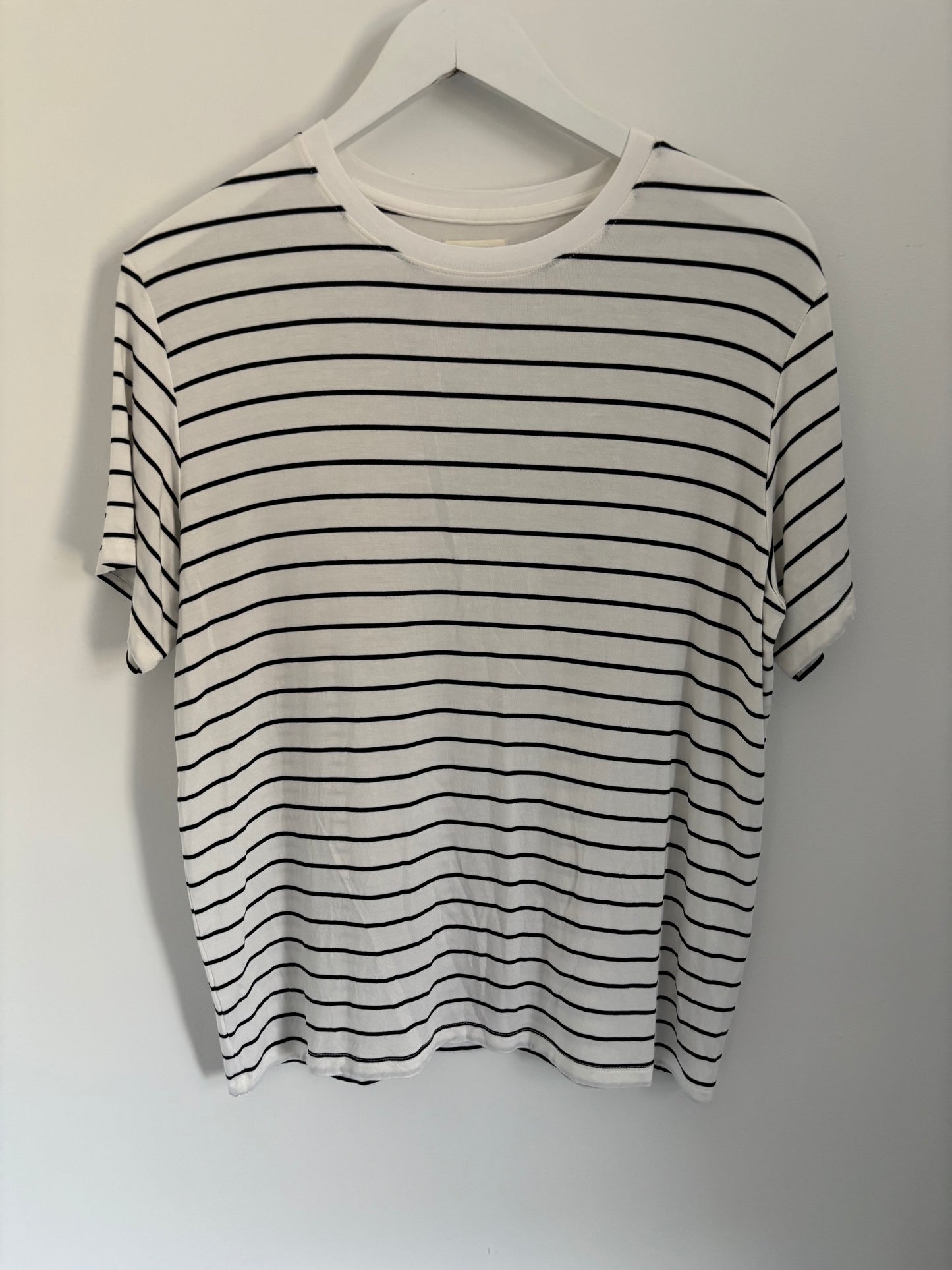 Gentle Fawn Aiden White Striped T Shirt | Small (O12C1)