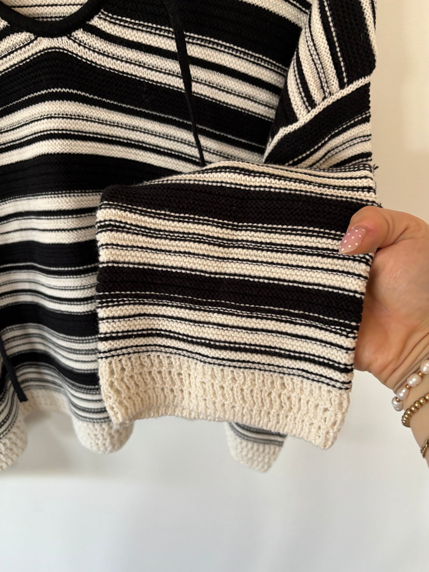 H&M Purl-Knit Sweater with Collar (Back/white) | Large (N76N19)