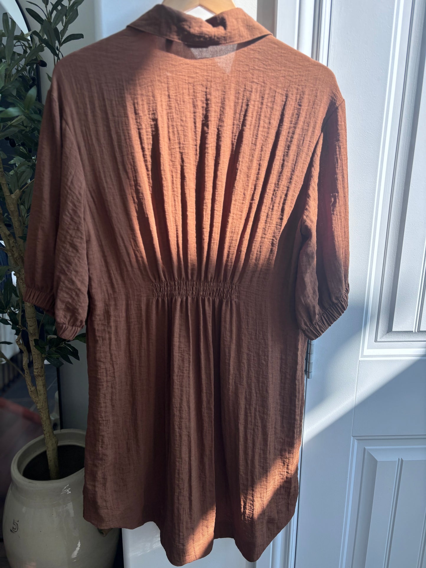 B. Young Bronze Button Up Shirt Dress | Sz M/L (10)