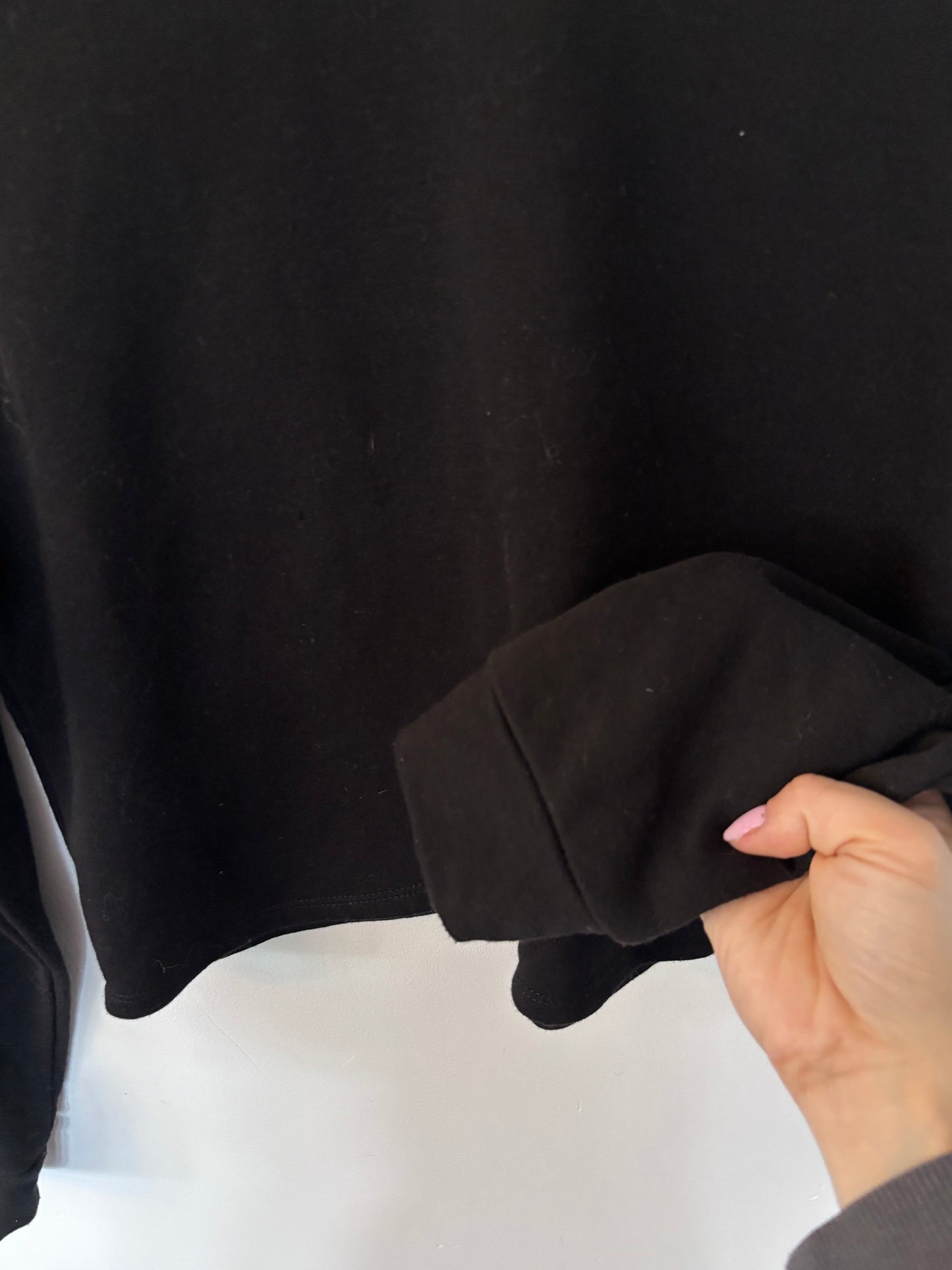 Bozzolo Cropped Black Crewneck | Small (oversized)