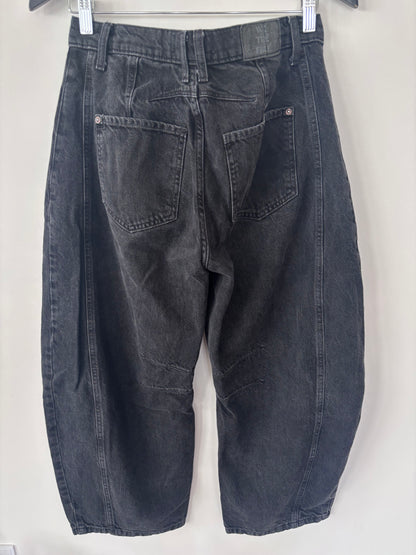 Free People Good Luck Barrel Jeans | Sz 26 (would fit 26-27)
