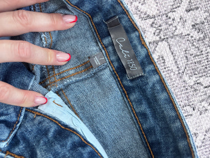Calie 1850 Studded Blue HR Jeans | Sz 7 (fit like 26/27)