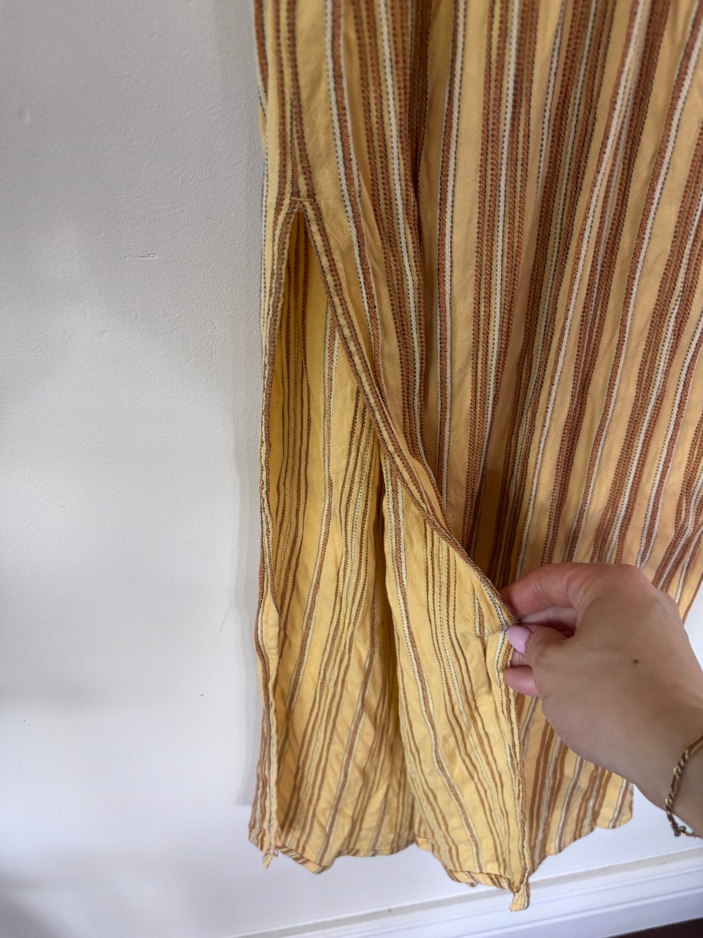 SocietyAmuse / Lulus Yellow Striped Sundress | Sz Small