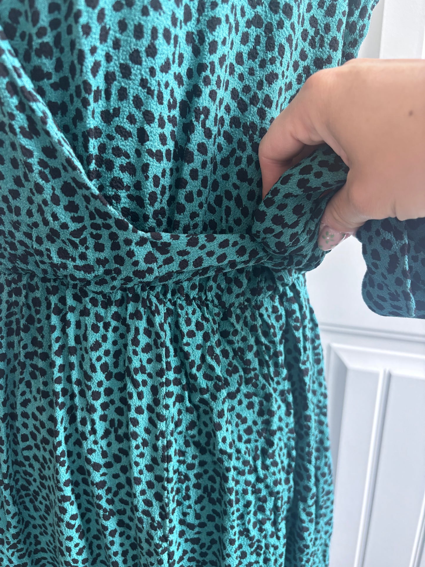 MINKPINK Teal Eyes Wide Wrap Dress | Sz Large