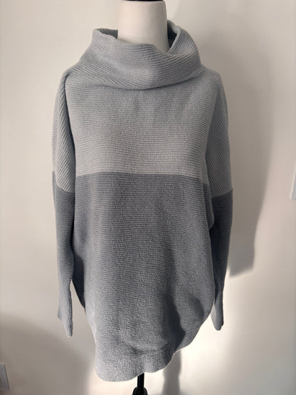 Rd Style Classic Ottoman Tunic in Colourblock Blue | Sz Medium (oversized)
