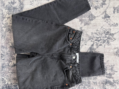 Topshop Black Tapered Jeans | Sz 28 (may fit like 27)
