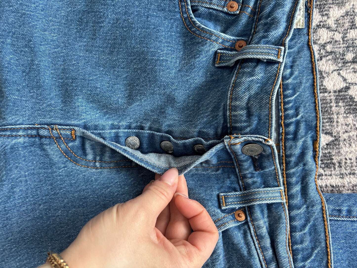 Levi's 501 Cropped Blue Jeans | Sz 29