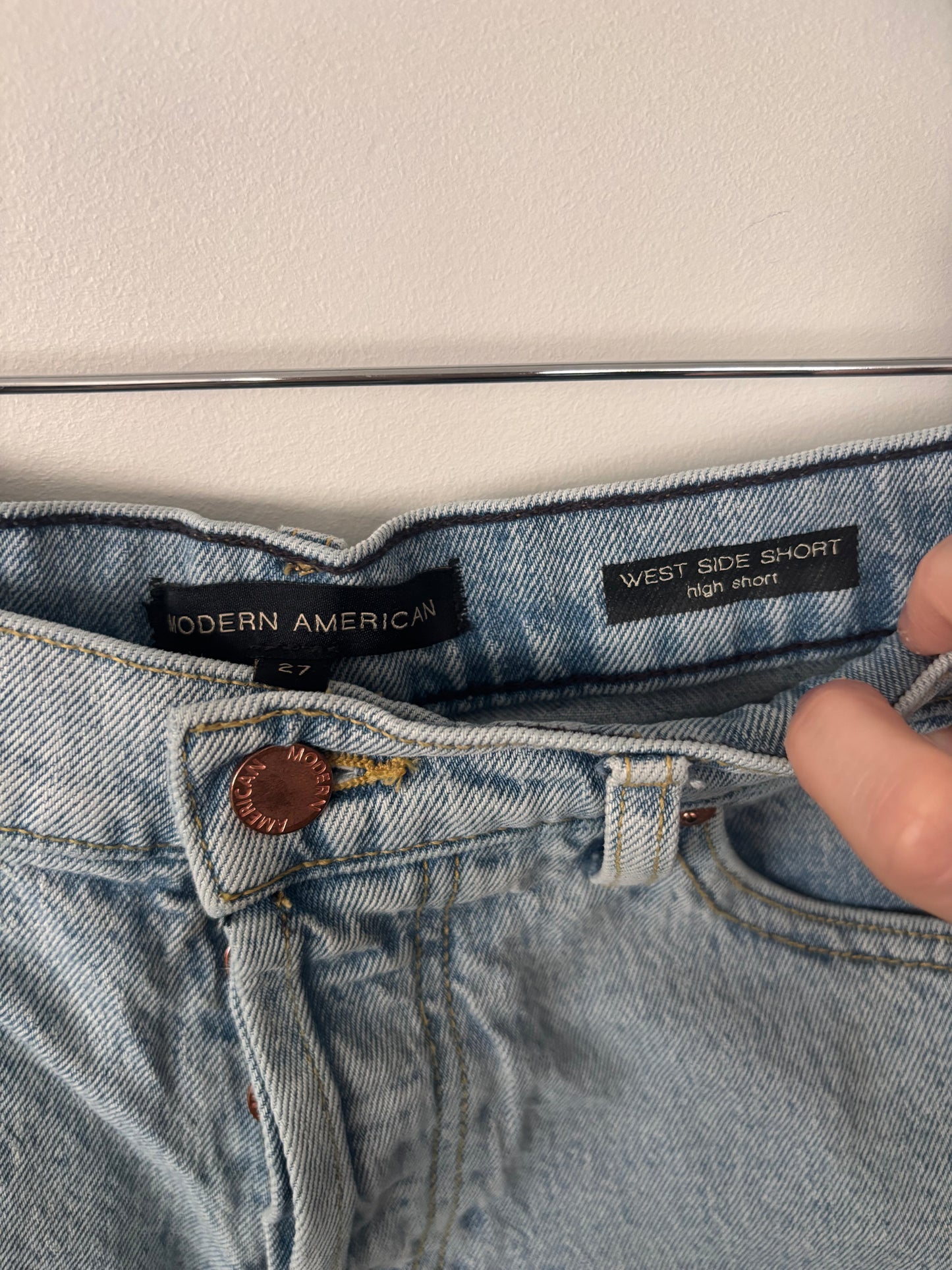 Modern American West Side Short | Sz 4 or 27