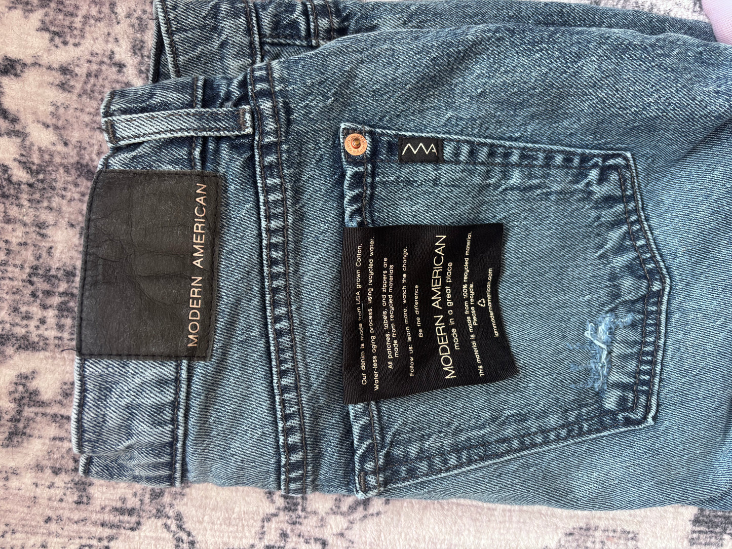 Modern American La Fayette Straight Jeans | Sz  32