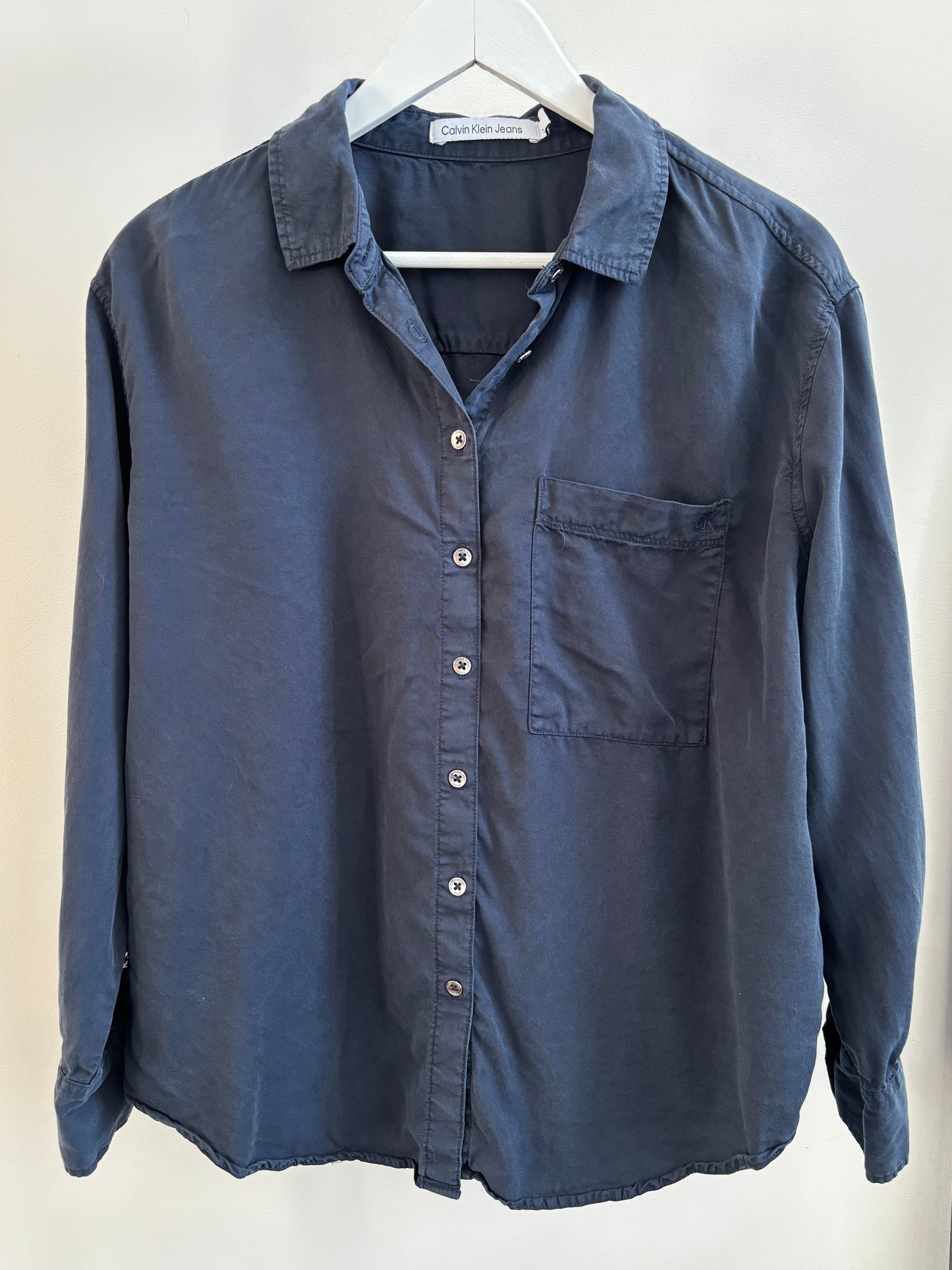 Calvin Klein Navy New* Button Up Lyocell Top | Sz Medium (J125E13)