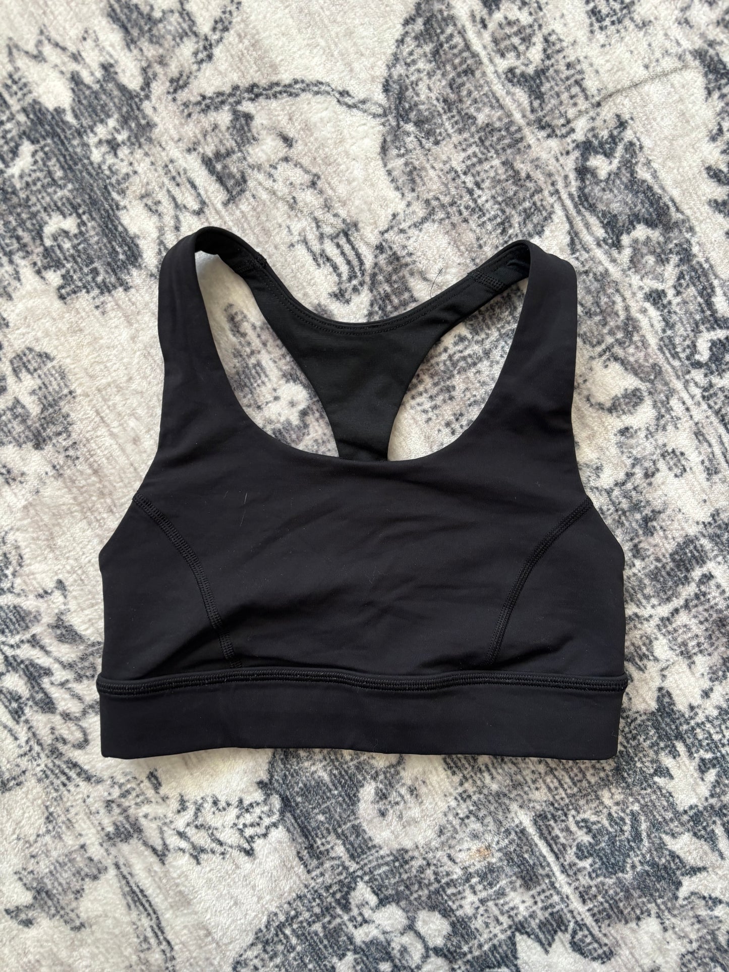 Lululemon Circuit Breaker Bra | Sz 2 (D009A22)