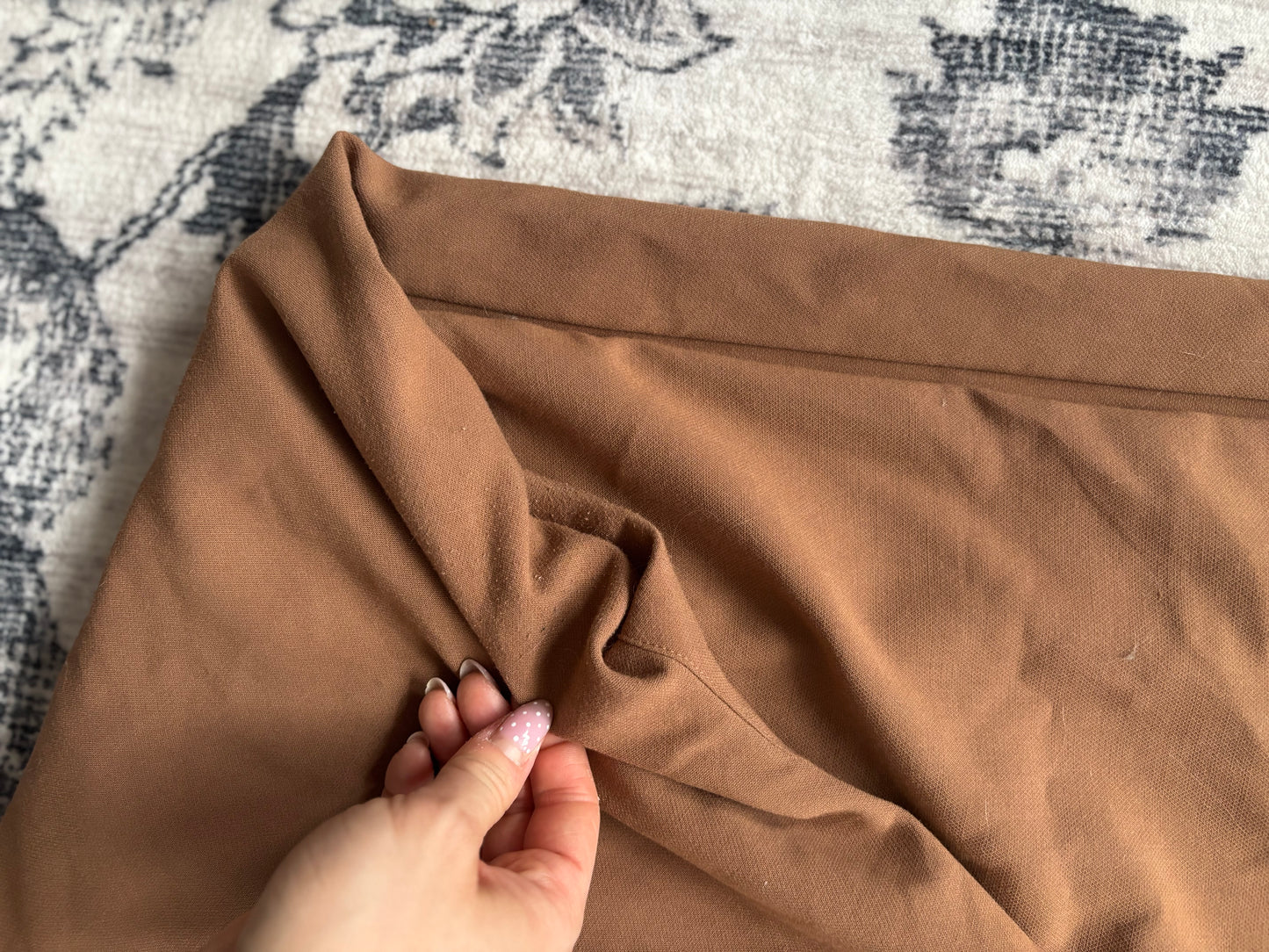 Black Tape Brown Wide Leg Pants | Medium