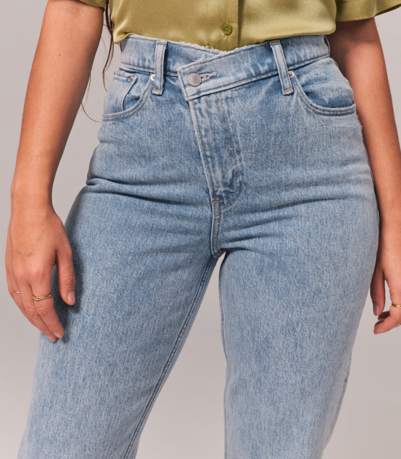 Abercrombie 90s Slim Straight Curve Love Denim | 29