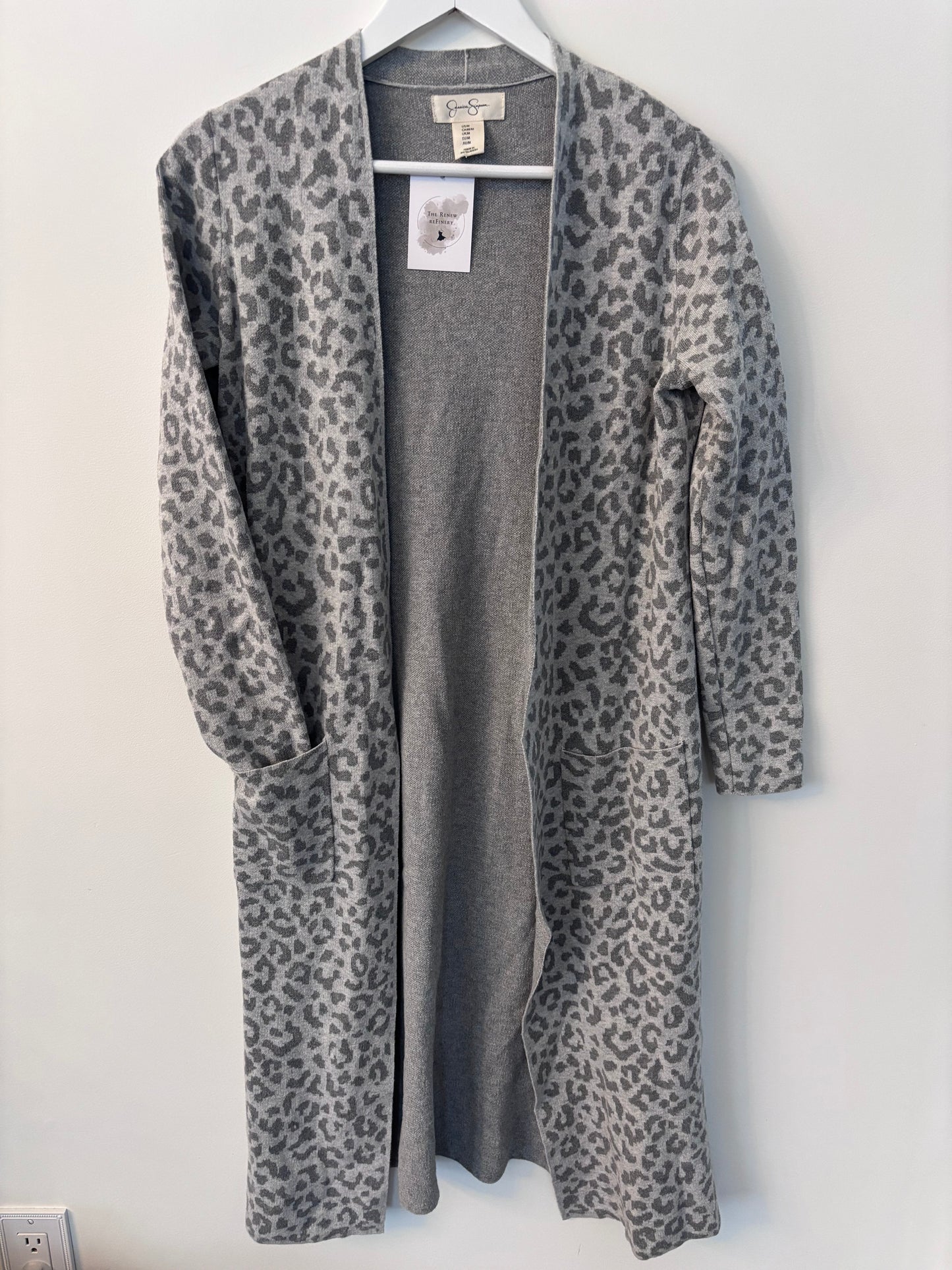 Jessica Simpson Grey Animal Print Cardigan | Sz Medium (Fits Like Small)(F06O9)