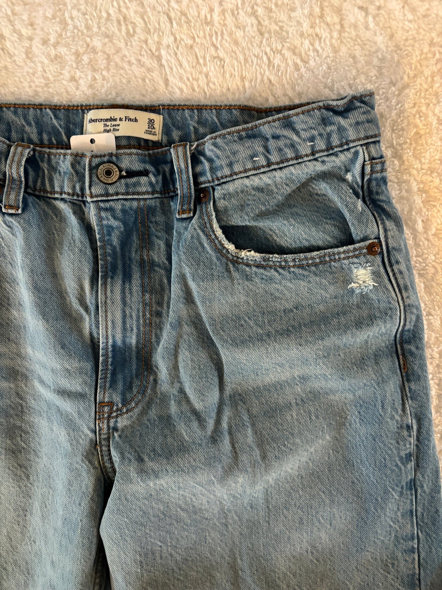 Abercrombie The Loose High Rise Denim | 10 (O126M17)