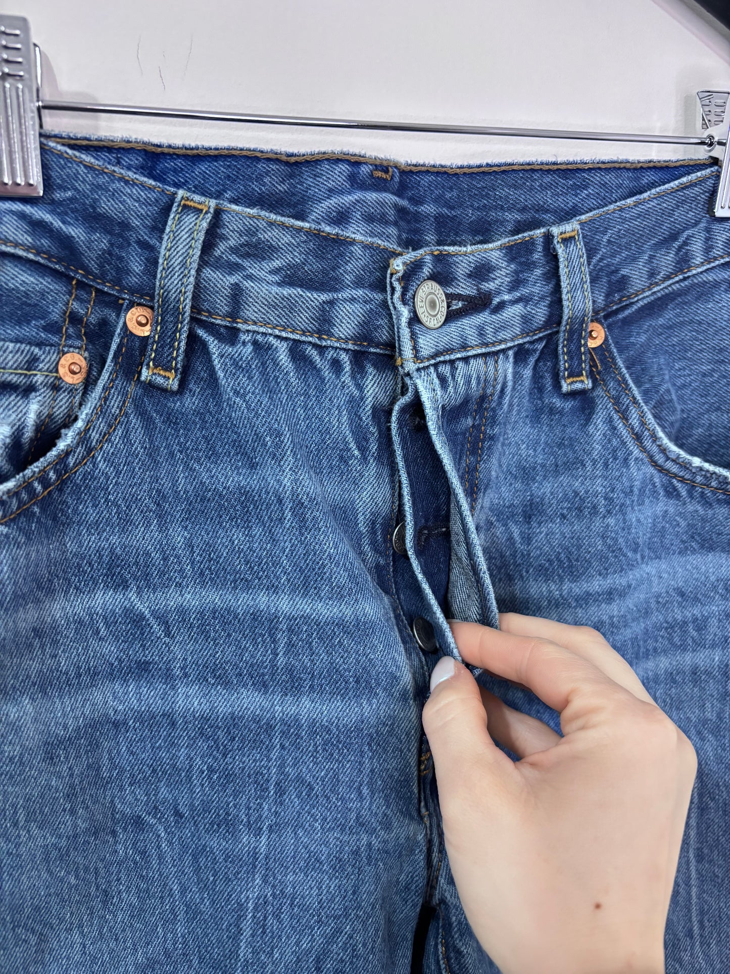 Levi's 501 90s Denim Medium Blue Wash | Sz 26 (M161K6)