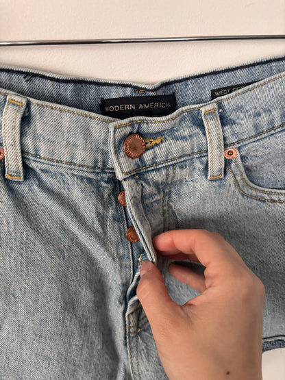 Modern American West Side Short | Sz 4 or 27