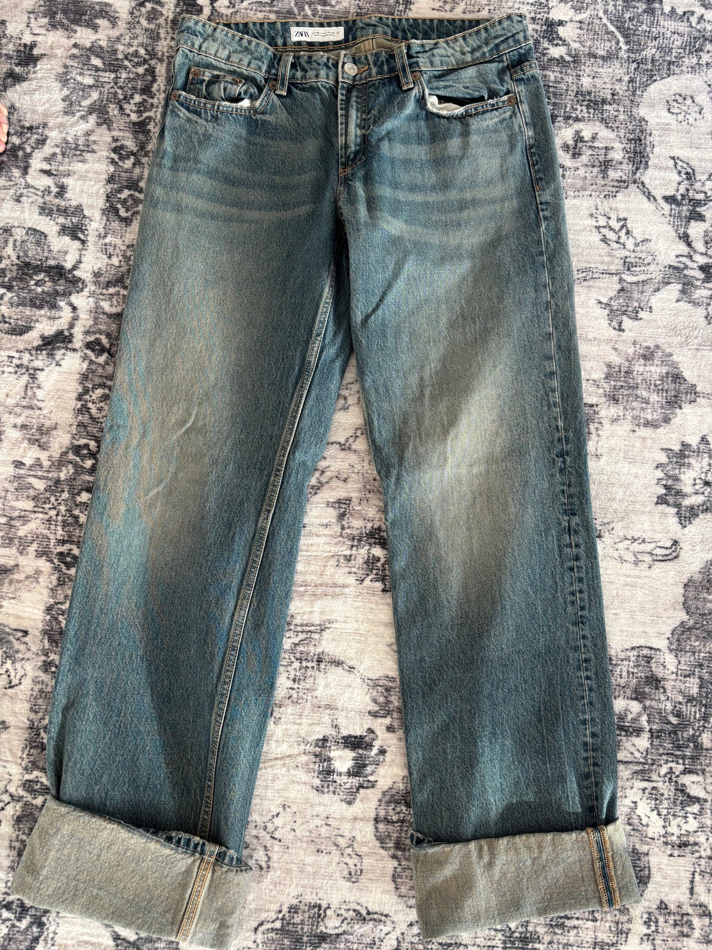Zara Low Rise Vintage Wash Denim | Sz 8 (N64S20)