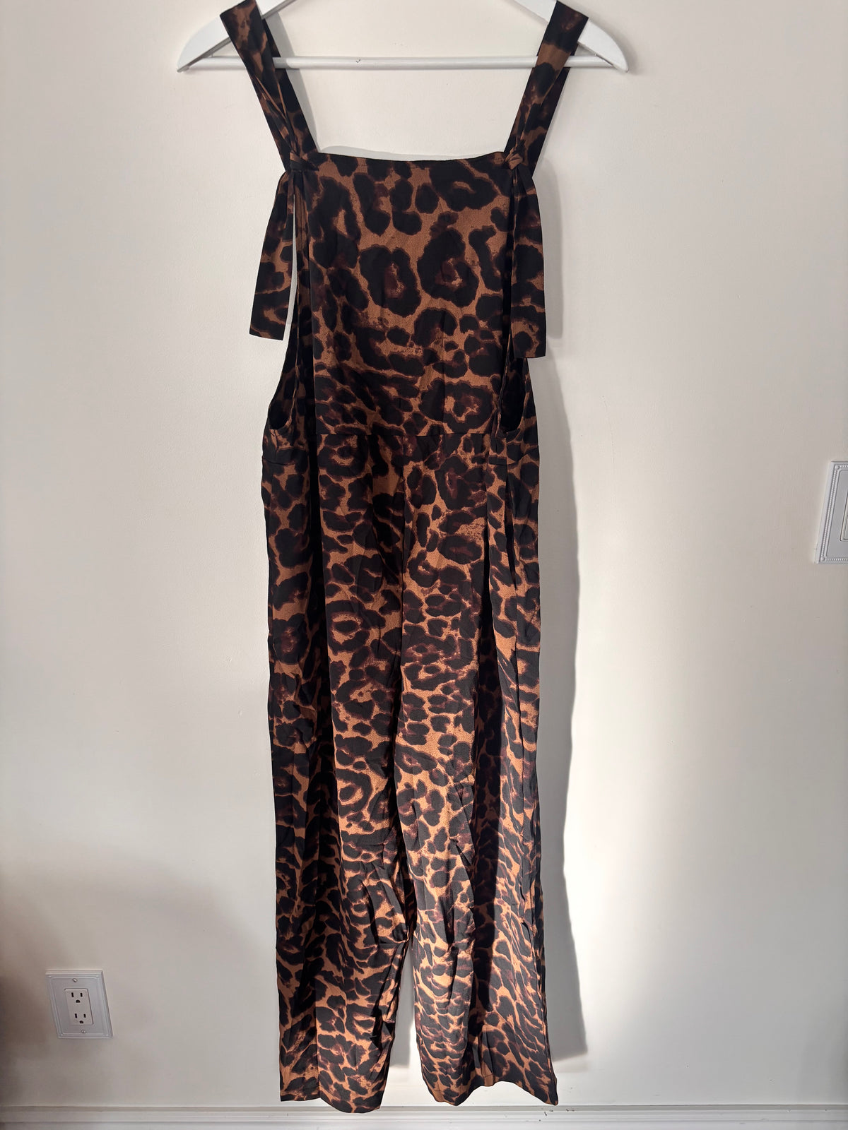 No Brand Lightweight Leopard Overalls | Sz Medium