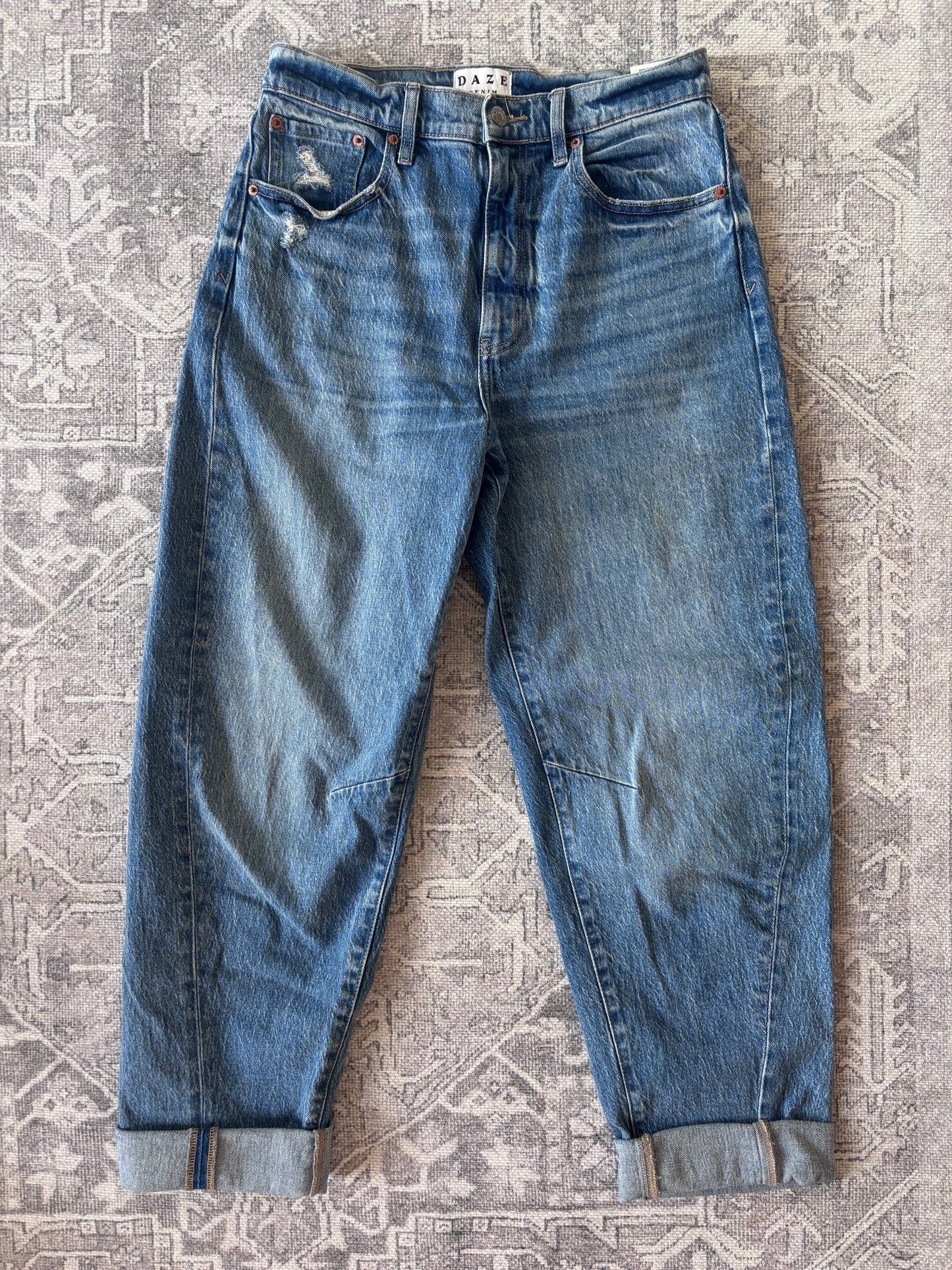 Daze Denim The Cuffed Venice Barrel Jeans | Sz 27