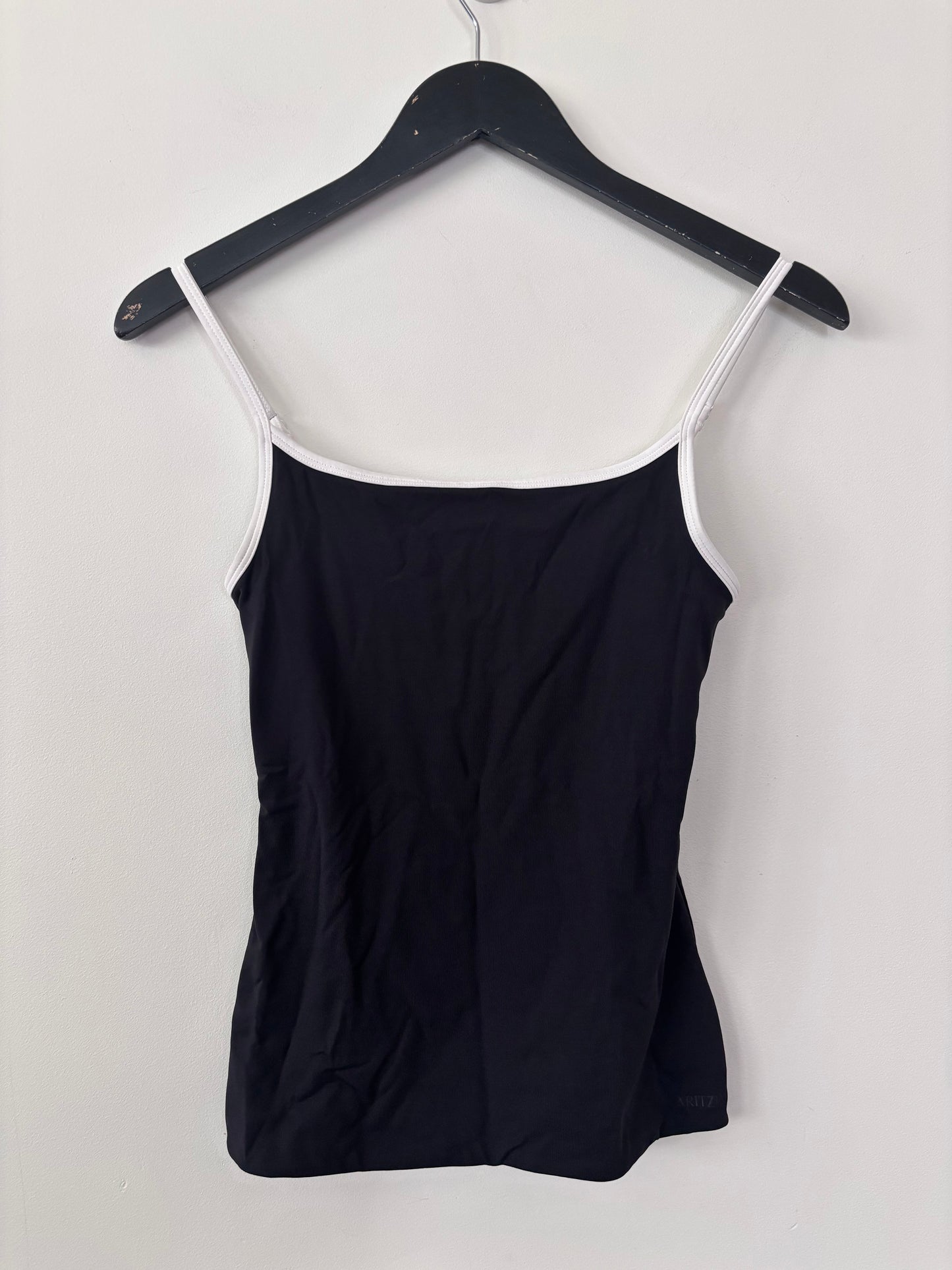Aritzia Original Contour Swoop Cami Tank (black/white) | Sz Small