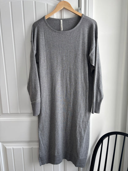 Paper Label Agni Easy Knit Dress | Sz Medium