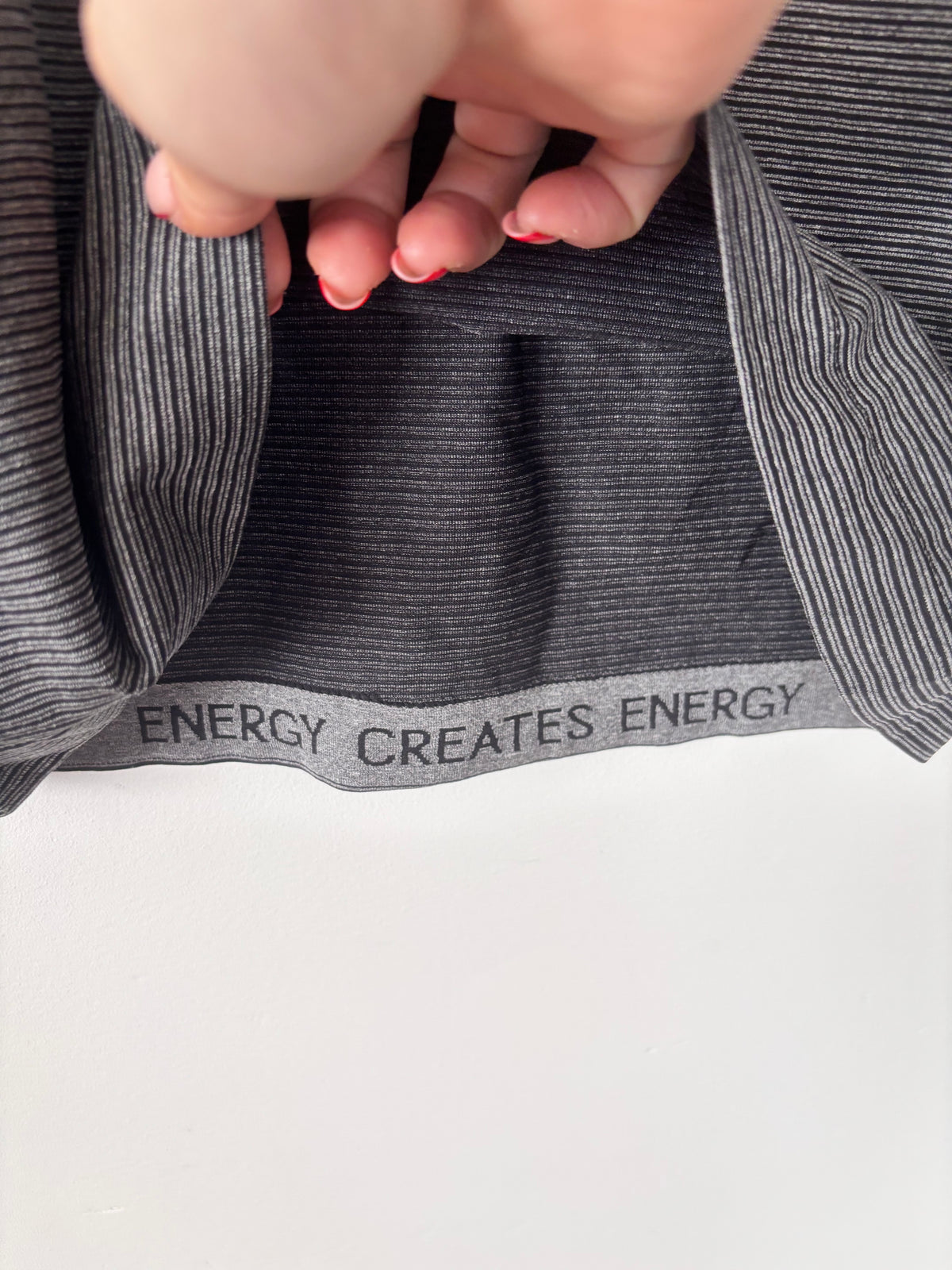 Lululemon Swiftly Tech Long-Sleeve Shirt 2.0 *Hip Length | Sz 4-6
