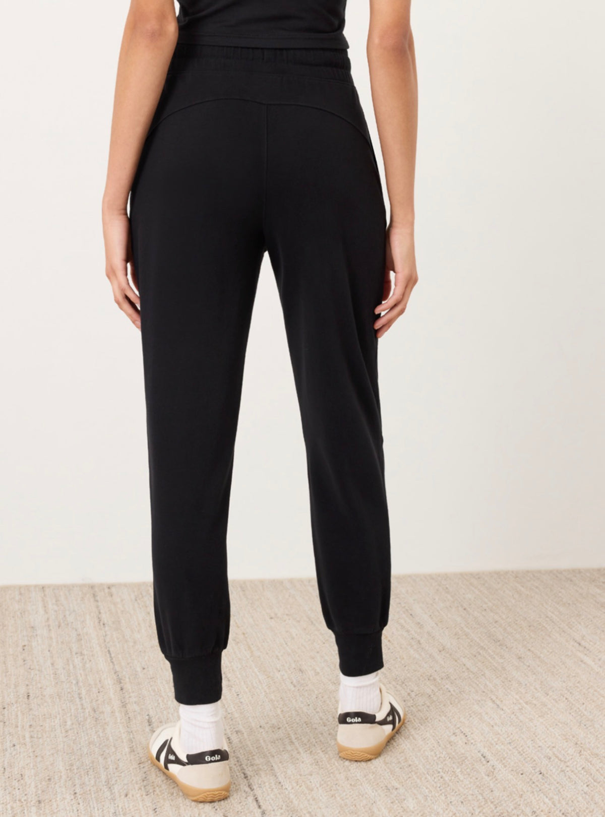 Pact Organic Cotton Cloudknit Joggers in Black | Sz Medium