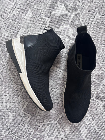 Steve Madden Black Sock Sneakers | Sz 9