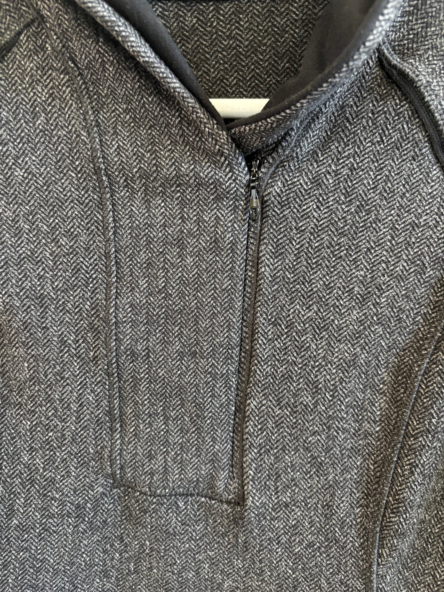 Lululemon Think Fast Pullover in Heathered Herringbone Black | 4 (O61C3)