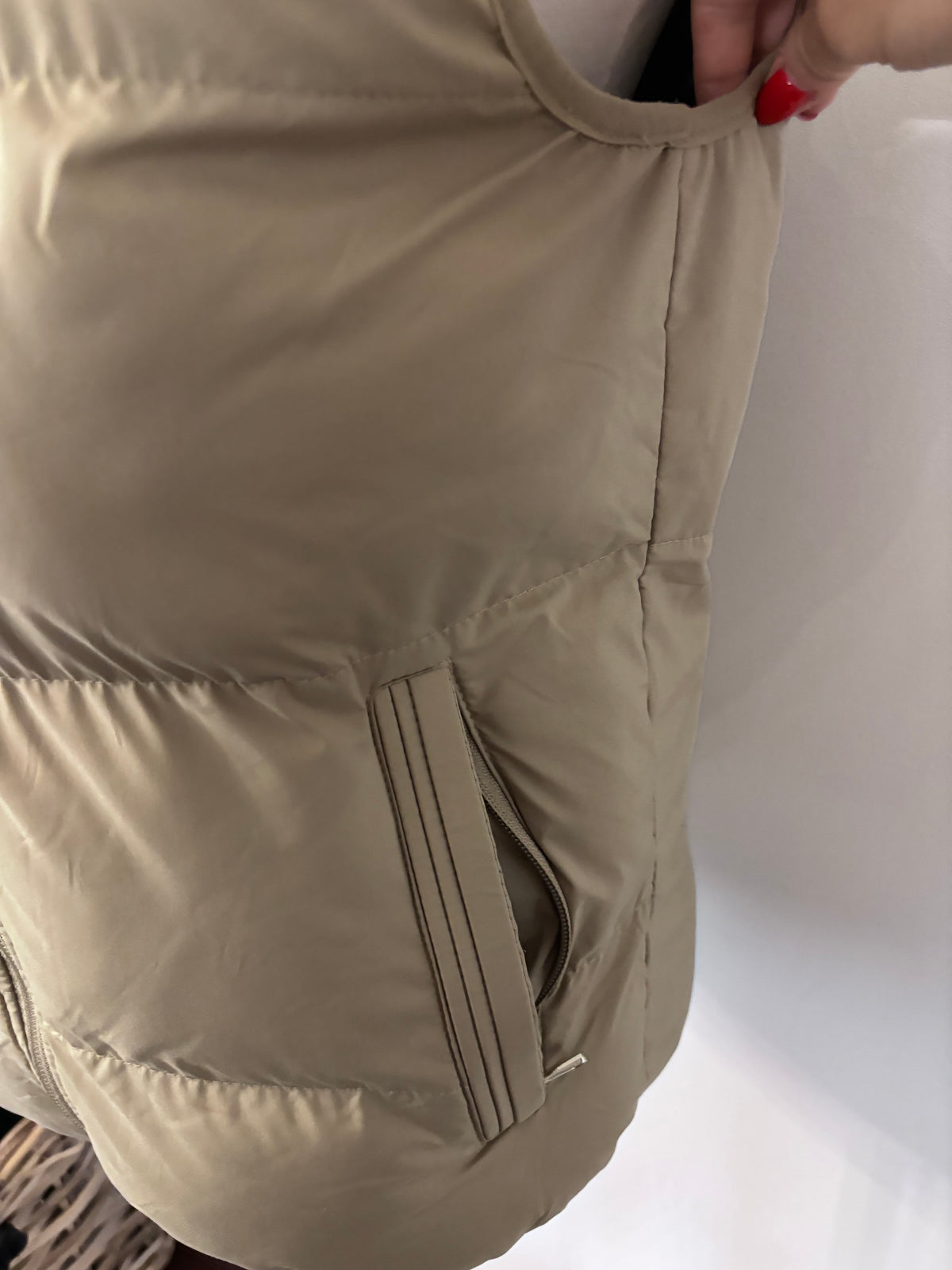 No Brand Beige/Tan Puffer Vest | Sz Small