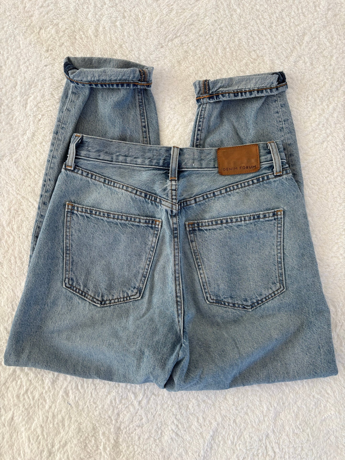 Denim Forum Claudia High Rise Baggy Denim | 26 (loose fitting, could fit sz 27)