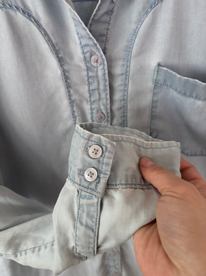 Guess Tencel Light Blue Button Down Top | Sz Large