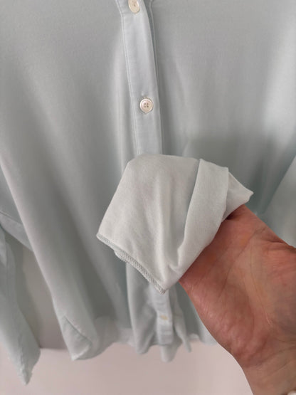 Wilfred Pose Hip Length Button Down in Light Blue | Sz Large (M110B11)