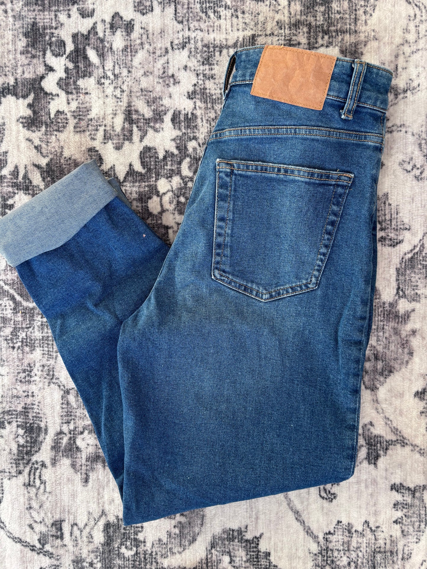 H&M Divided Mom Jeans | Sz 6 or 27/28 fit (J115BC5)