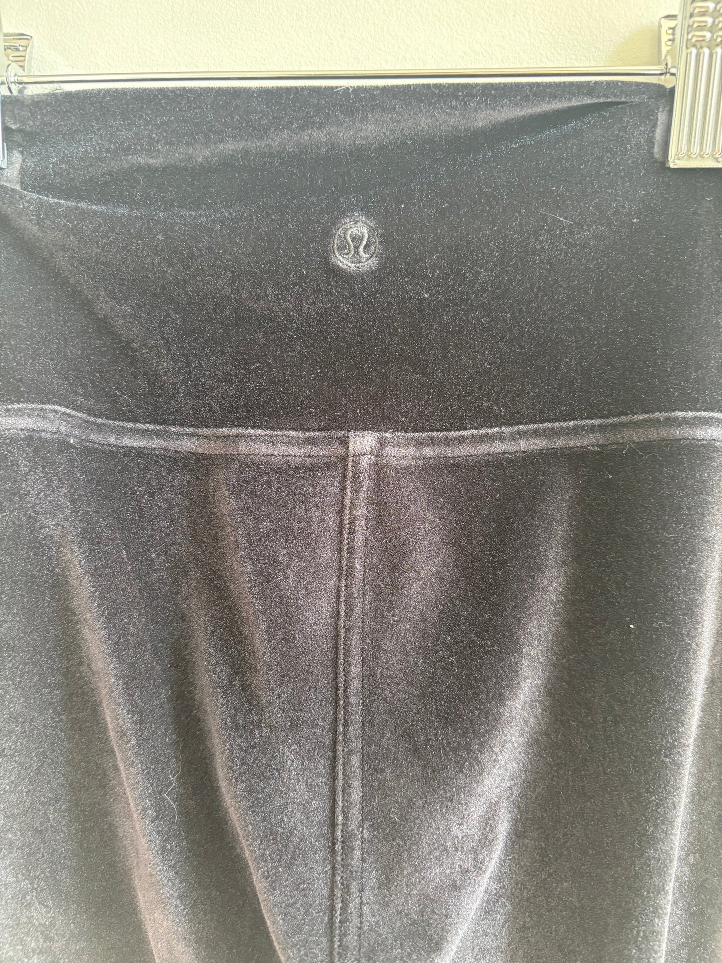 Lululemon Velvet High Rise Leggings   | 8