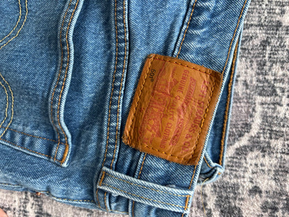 Levi's 501 Cropped Blue Jeans | Sz 29 (fit like 28)