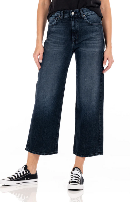 Modern American NWT Savannah Wide Crop | 28