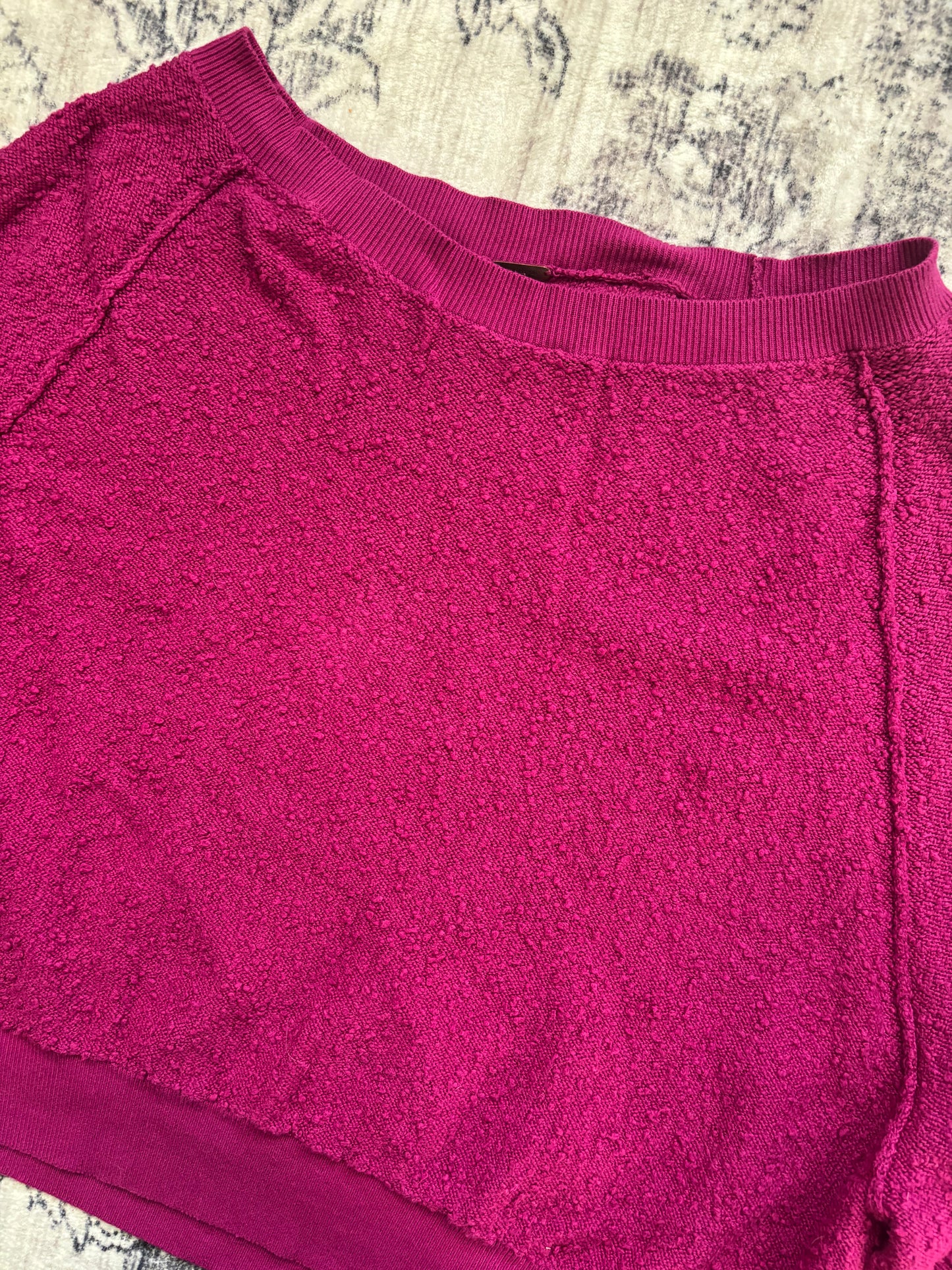 Free People  "Found My Friend" Pullover in Fuscia | XS fits size Small or Medium (D104P3)