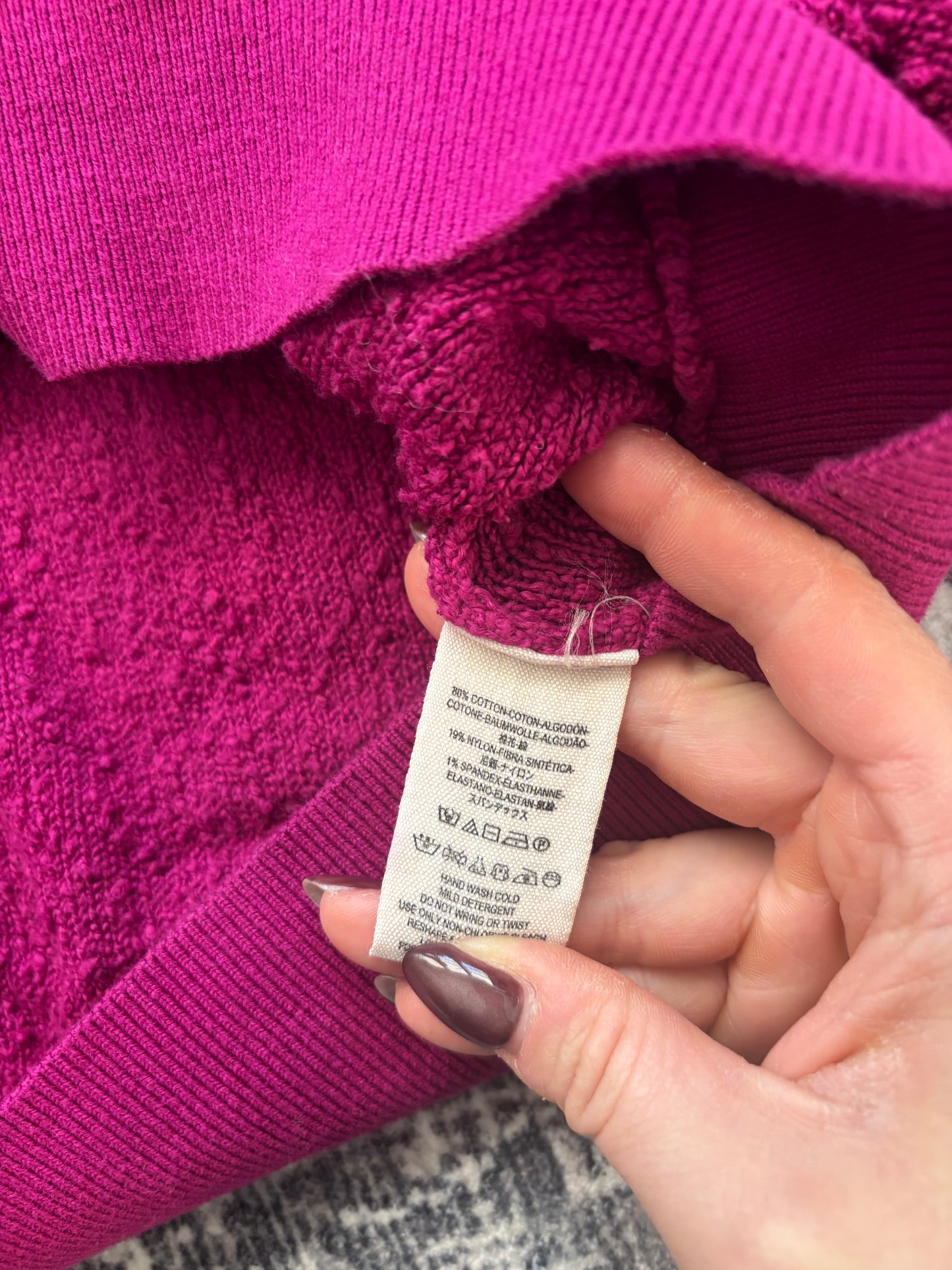 Free People  "Found My Friend" Pullover in Fuscia | XS fits size Small or Medium (D104P3)