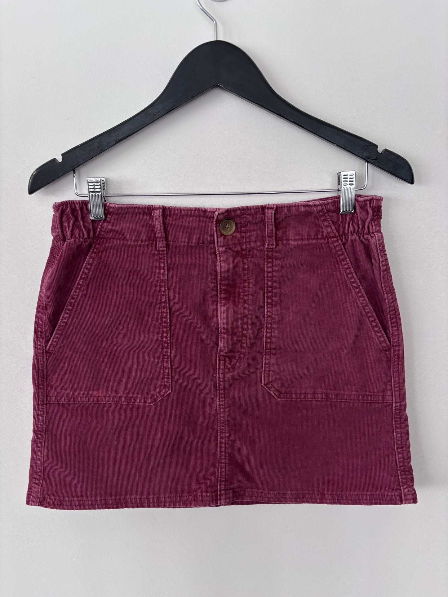 AE Corduroy Burgundy Skirt| Sz 6 (AS5)