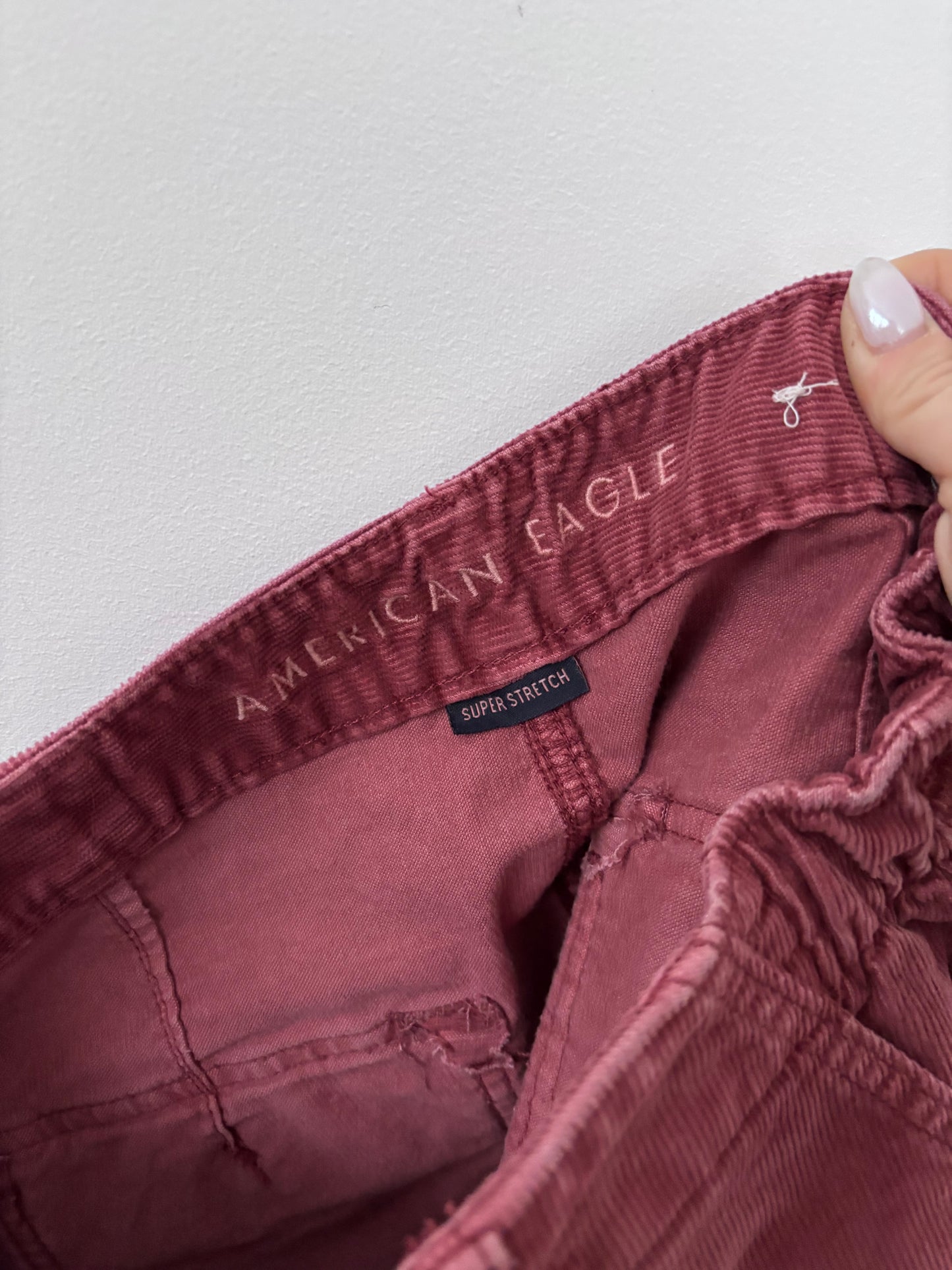AE Corduroy Burgundy Skirt| Sz 6 (AS5)