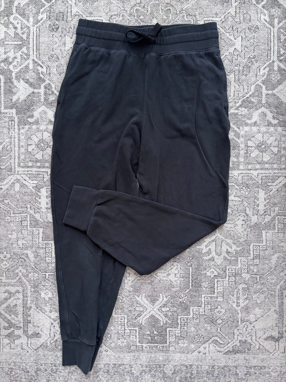 Pact Organic Cotton Cloudknit Joggers in Black | Sz Medium