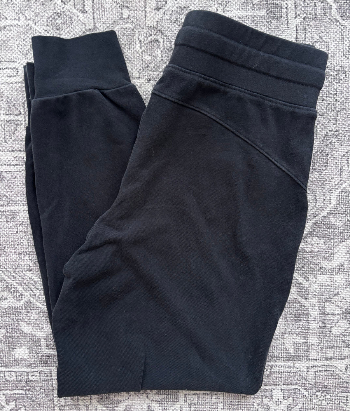 Pact Organic Cotton Cloudknit Joggers in Black | Sz Medium