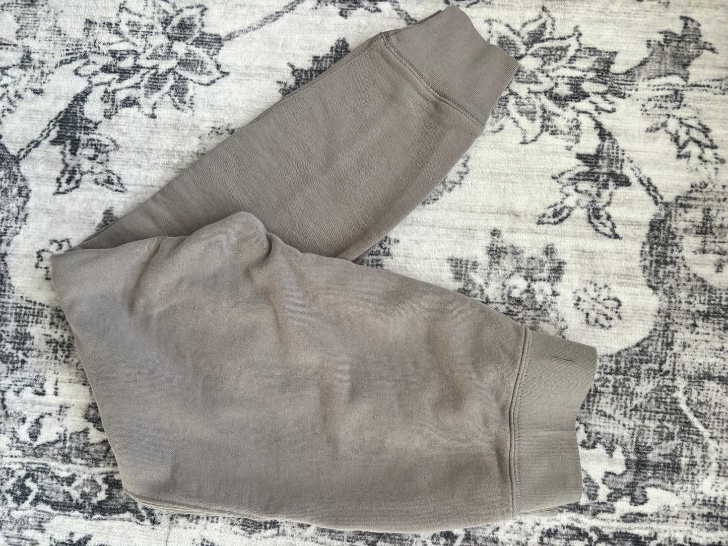 Abercrombie Taupe Cuffed Sweat Pants | Sz Small (J51L9)