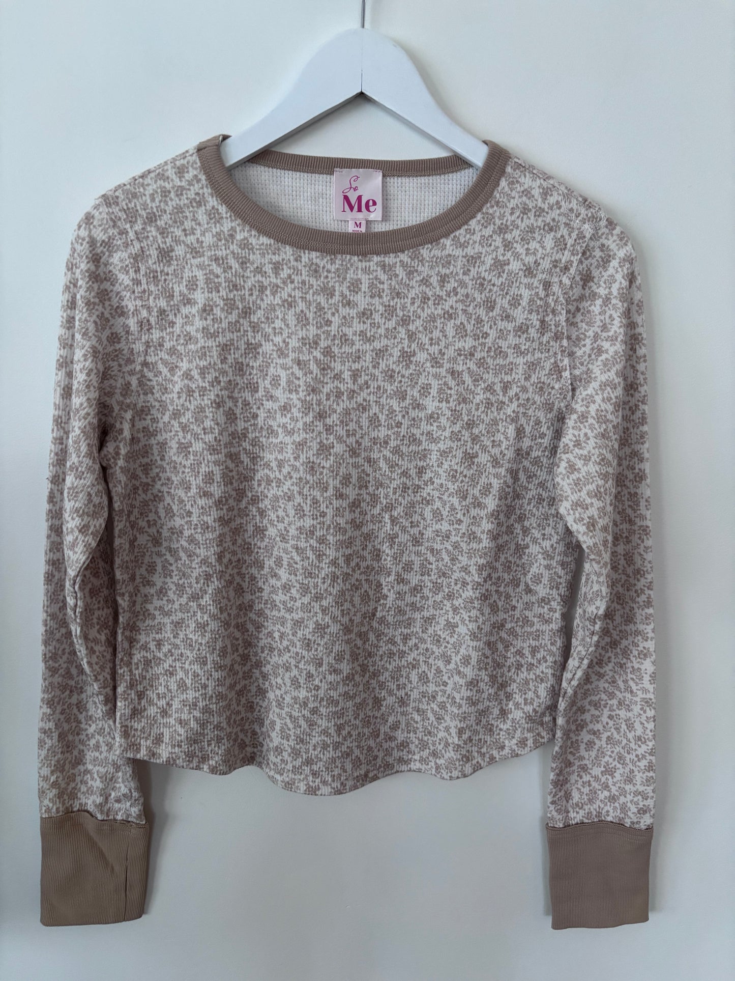 So Me Floral Waffle Textured Long Sleeve Top | Sz Medium